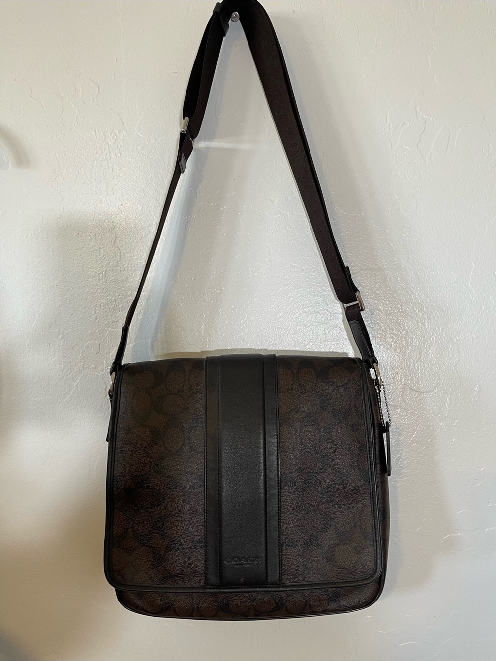 Coach Men’s Dark Brown and Black Signature Messenger Bag